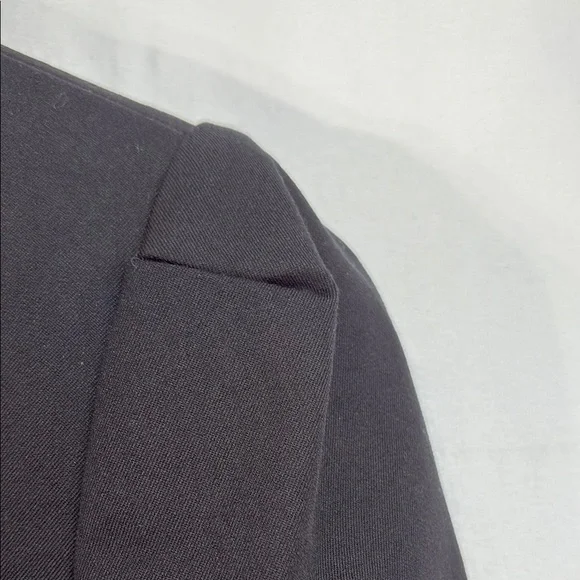 🥖 J. Crew Black stretch, cotton blend single button pleated shoulder Blazer